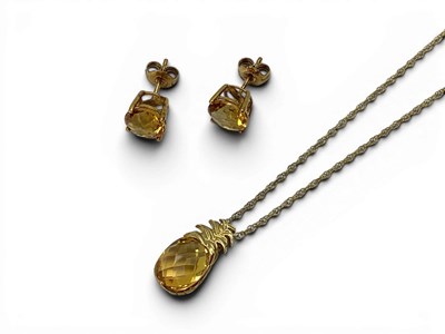 Lot 134 - A Modern 9ct Gold Pineapple Style Pendant, the...