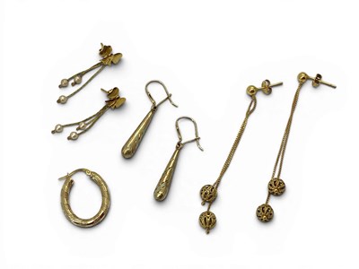Lot 114 - A Pair of Elegant 9ct Gold Double Drop...