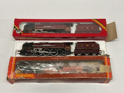 Lot 481 - Two boxed Hornby 00 gauge tender-drive...