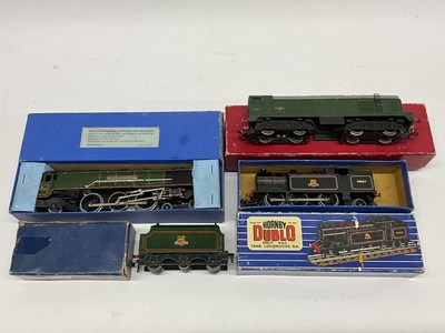 Lot 487 - Three boxed Hornby-Dublo 00 gauge locomotives:...