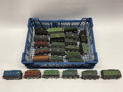 Lot 486 - Twenty-four 00 gauge steam locomotive tenders...
