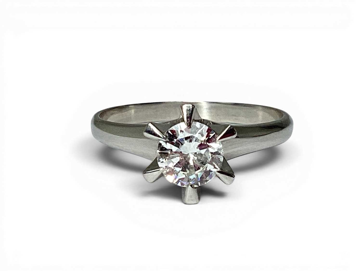 Lot 67 - A Modern Single Stone Diamond Ring, the...