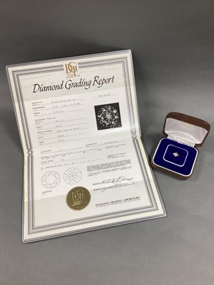 Lot 67 - A Modern Single Stone Diamond Ring, the...