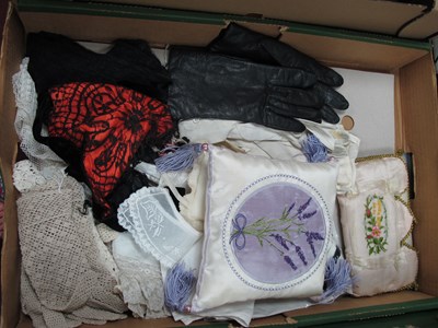 Lot 1009 - Vintage Haberdashery/Clothing, including nine...