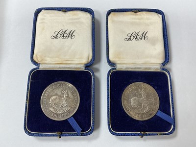 Lot 569 - Two 1947 South Africa George VI Silver Five...
