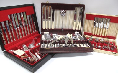 Lot 1285 - 'The Silver Gallery' Plated Set Canteen of...