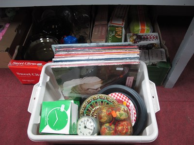 Lot 1080 - Glassware, kitchenware and vinyl records,...