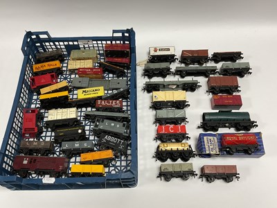 Lot 494 - Approximately Thirty Five items of 2-rail...