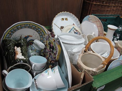 Lot 1055 - Queen Anne 'Linda' Tea Ware, of twenty pieces,...