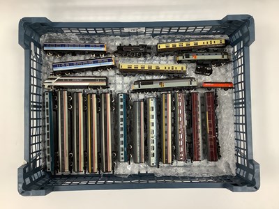 Lot 787 - A Collection of British N Gauge, including: a...