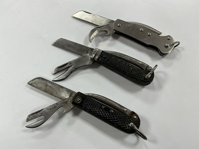 Lot 479 - WWII Era British Military Jack Knives, plus...