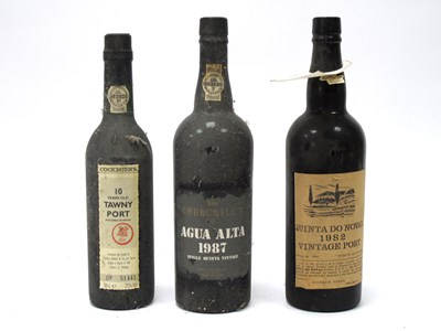 Lot 1404 - Port - Cockburn's 10 Years Old Tawny Port,...