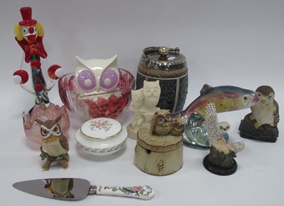 Lot 1195 - Collectables, including Royal Doulton Lambeth...