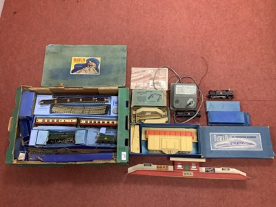 Lot 610 - A Quantity of 3-Rail Hornby Dublo, including a...