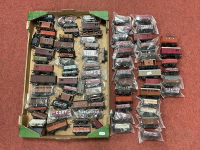 Lot 435 - Approximately Eighty OO gauge steam era and...