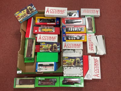 Lot 599 - Approximately Thirty HO Gauge American outline...