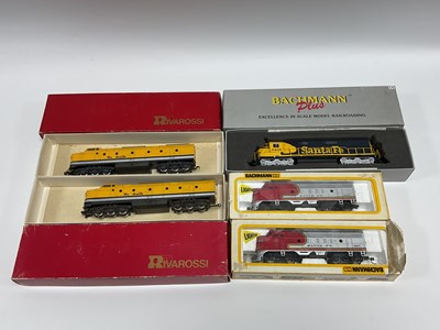 Lot 516 - Five boxed HO scale American diesel...