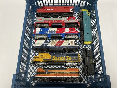 Lot 519 - Eight unboxed HO scale American diesel...