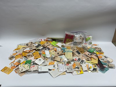 Lot 542 - A Quantity of Model Railway Accessories/Parts,...