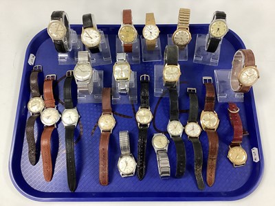 Lot 235 - A Collection of Vintage and Later Gent's...