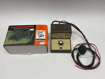Lot 799 - A Gaugemaster Model 100M.0 Model Railway...