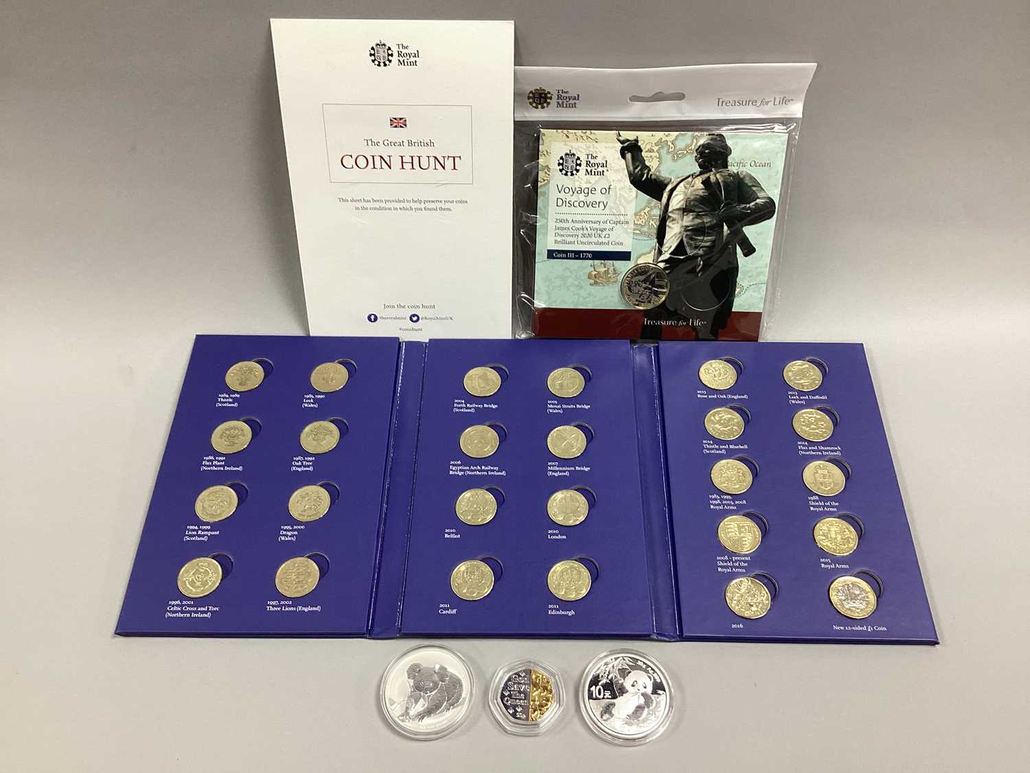 Lot 318 - 2010 Australia 1oz Fine Silver One Dollar,...