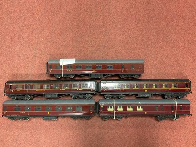 Lot 441 - Five 0 gauge LMS coaches by EK Models and...