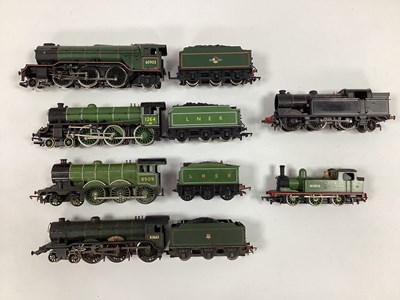 Lot 680 - Six OO gauge LNER locomotives: a Bachmann V2...