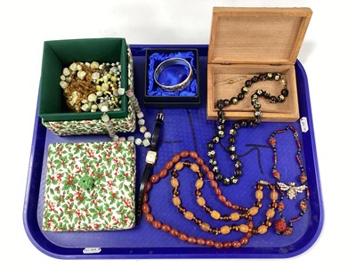Lot 180 - A Collection of Vintage and Later Costume...
