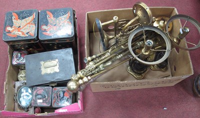 Lot 1188 - Metalware, including silver-plated tobacco box...