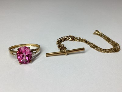 Lot 78 - A 9ct Gold Oval Single Stone Ring, claw set...