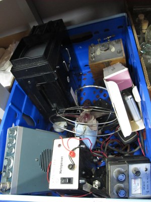 Lot 1037 - Vintage electronics, including 1950s Pifco...