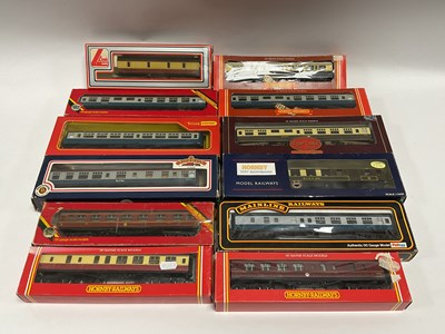 Lot 562 - Twelve boxed 00 gauge coaches by Hornby, Lima...