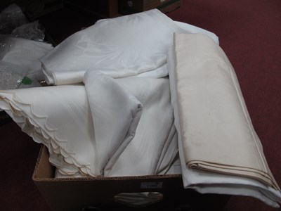 Lot 1183 - Vintage Linens, comprising fourteen large...