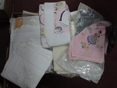 Lot 1179 - Vintage Linens, mainly medium tablecloths,...