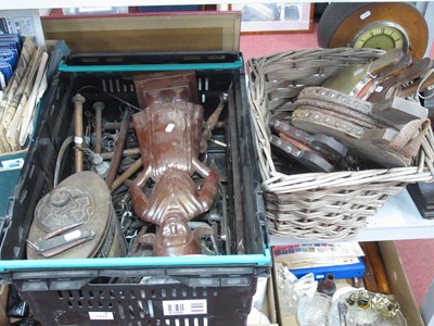 Lot 1433 - Metalware and collectables, including four...
