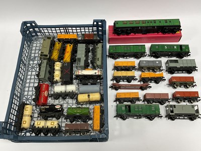 Lot 557 - Approximately thirty-five Hornby-Dublo and...