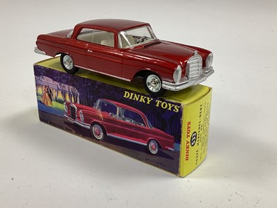 Lot 885 - Original French Dinky No. 533 Mercedes Benz...