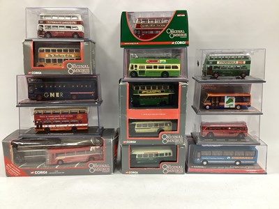 Lot 641 - Fifteen 1:76th scale diecast model buses by...
