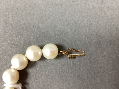 Lot 76 - A Single Strand Pearl Bead Necklace, of...