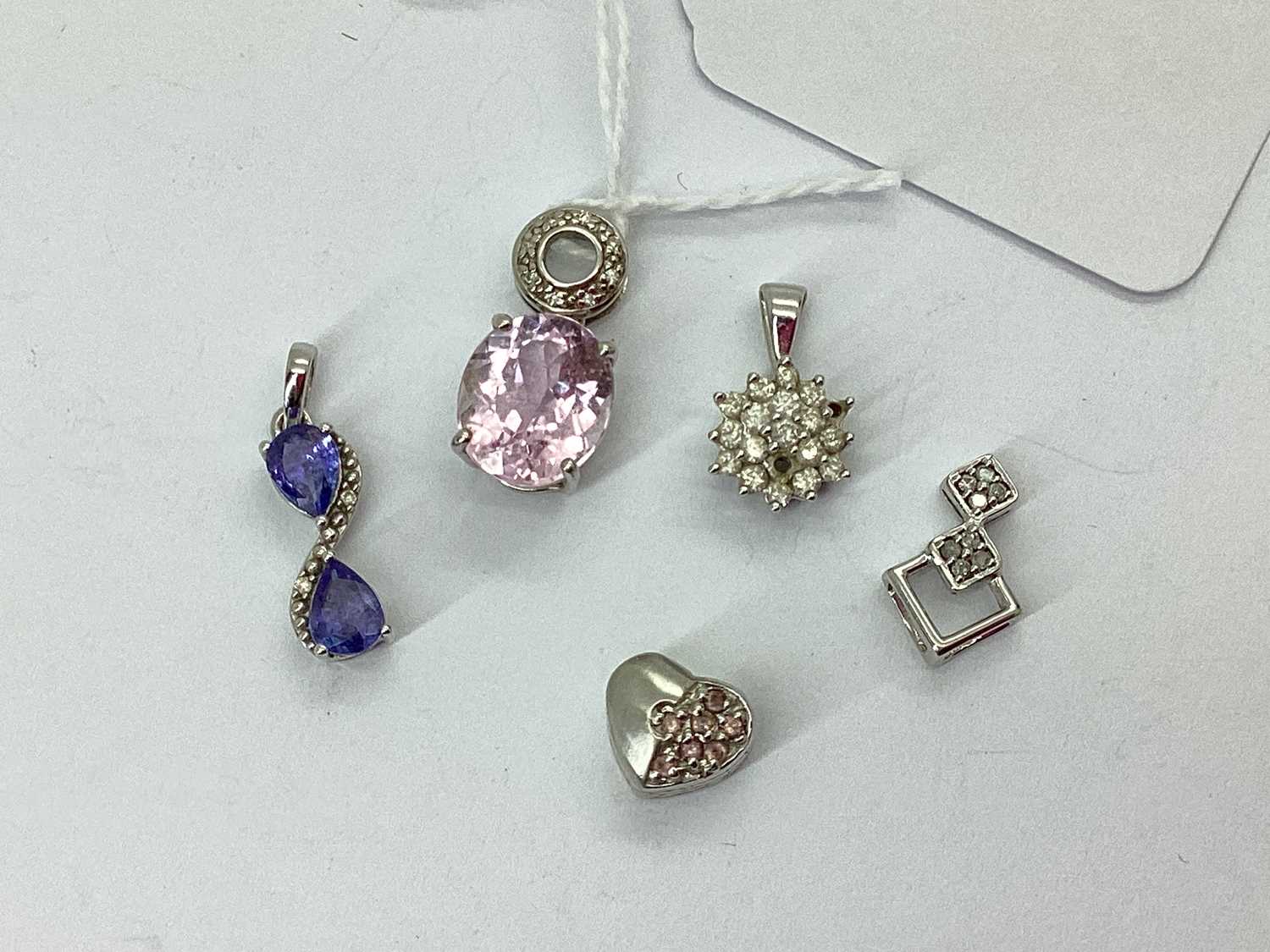 Lot 87 - A Small Collection of Modern 9ct White Gold...