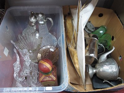 Lot 1028 - Collectables, including three Italian RCR...
