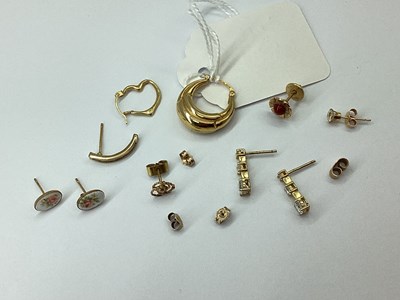 Lot 85 - A Collection of "375" and Other Earrings,...