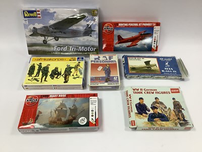 Lot 750 - Seven plastic model kits by Revell, Airfix,...