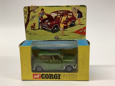 Lot 935 - Original Corgi Toys No.334 Mini Cooper...