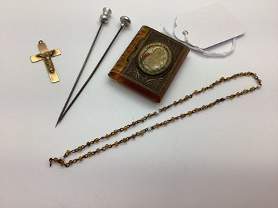 Lot 126 - A Chester Hallmarked 9ct Gold Crucifix Pendant,...
