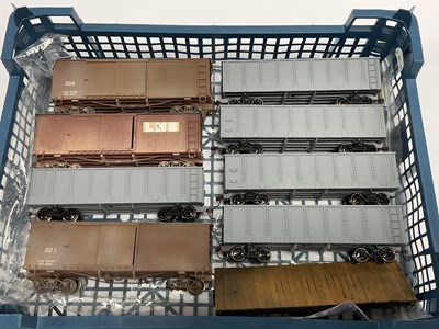 Lot 578 - Nine unboxed 0n30 (0 scale 16.5mm track)...