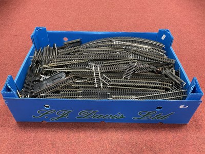 Lot 486 - A quantity of 00 gauge nickel-silver sectional...