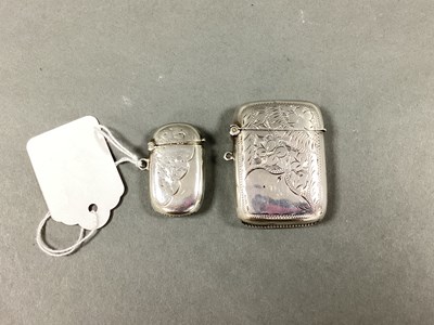 Lot 33 - A Small Chester Hallmarked Silver Vesta Case,...