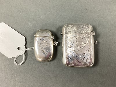 Lot 33 - A Small Chester Hallmarked Silver Vesta Case,...